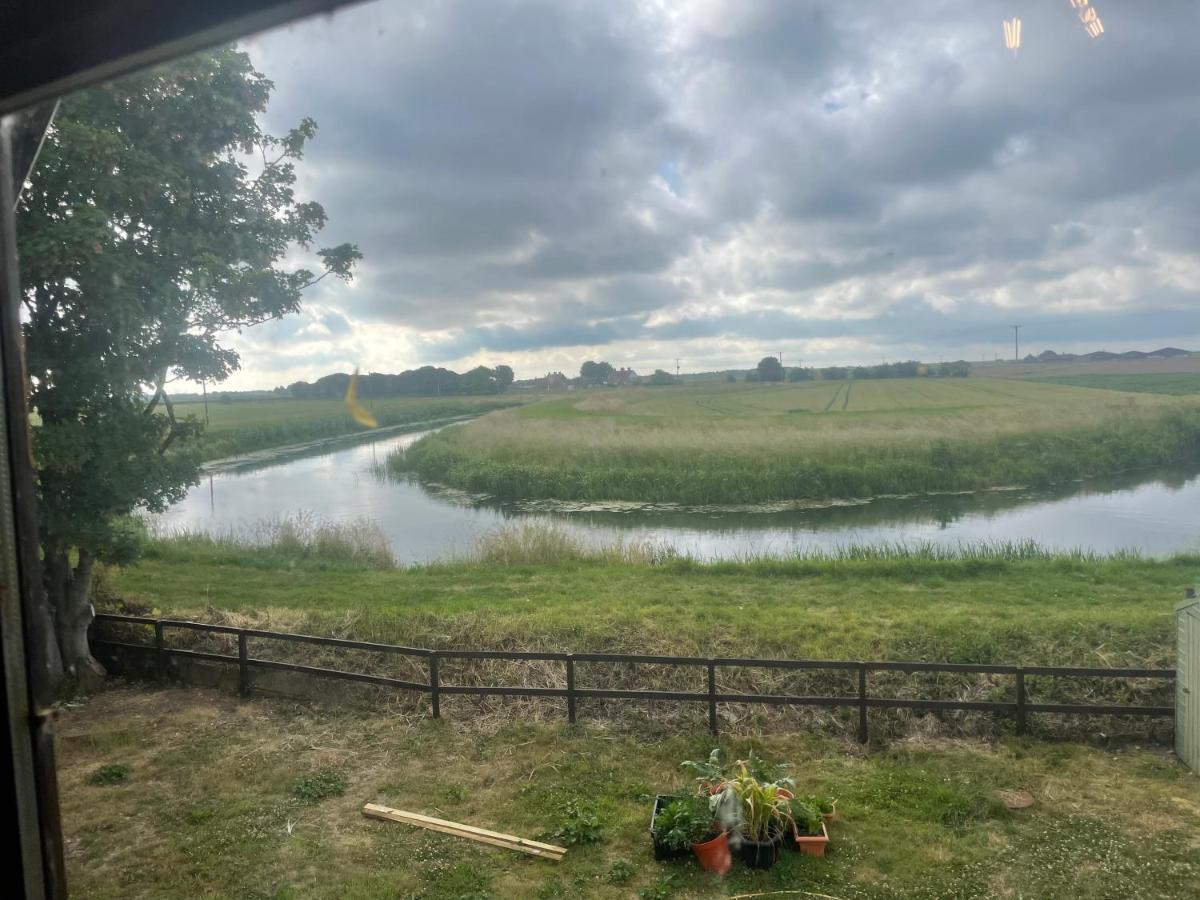 Luxury Glamping At The Riverside Otel Skegness Dış mekan fotoğraf
